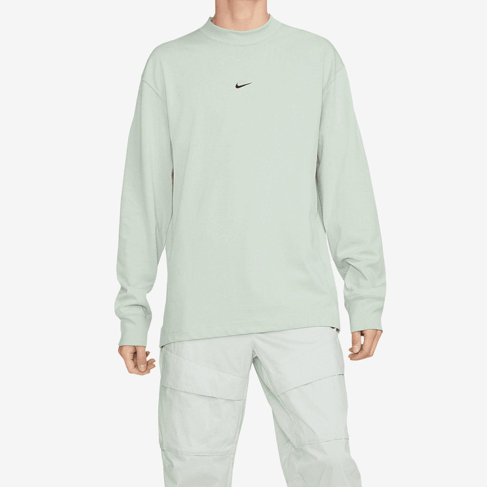 Nike Long-Sleeve 